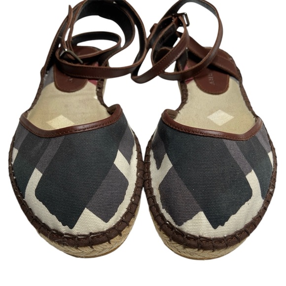 Burberry Tricolor Canvas And Leather Ankle Wrap Espadrille Flats Size 40 - Picture 2 of 16